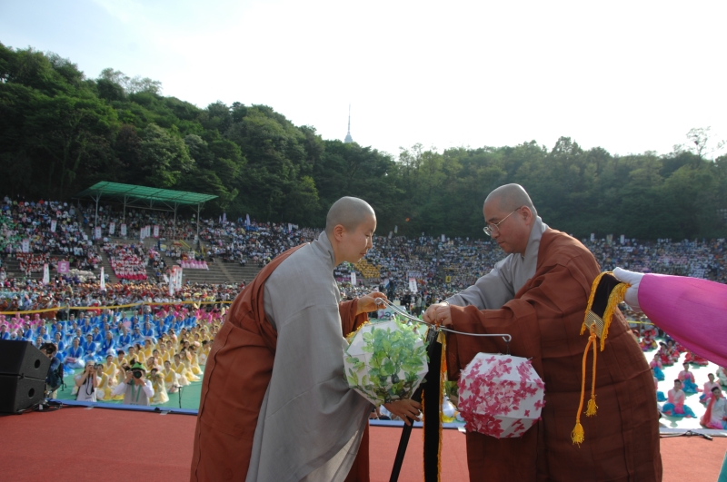 2010.05.16_연등 축제 (433)